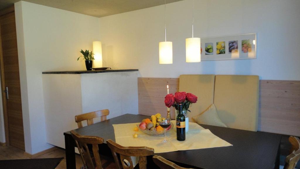 Landhaus Schoesser-Brandler Mayrhofen Room photo